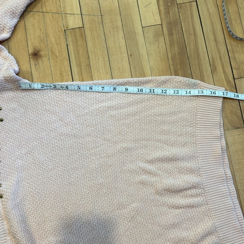 Forever 21 Sweater - Picture 9 of 12